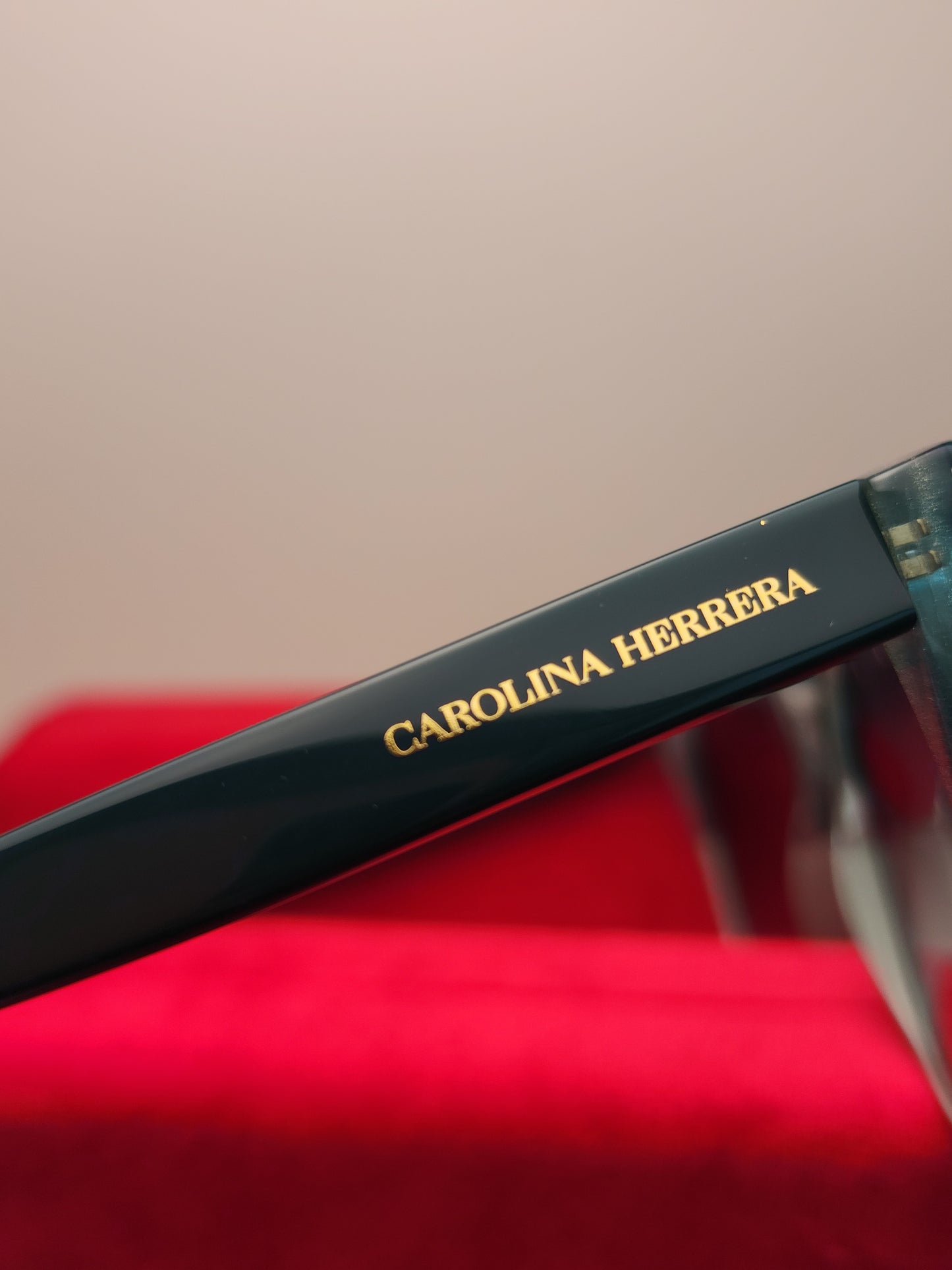 GAFAS CAROLINA HERRERA SQUARE EMERALD & GOLD