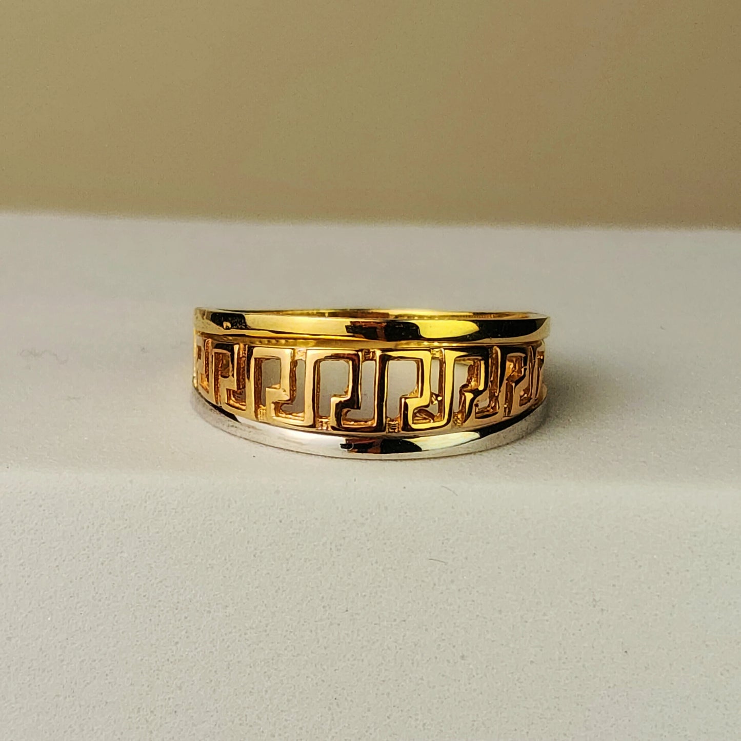 ANILLO VERSACE 3 OROS