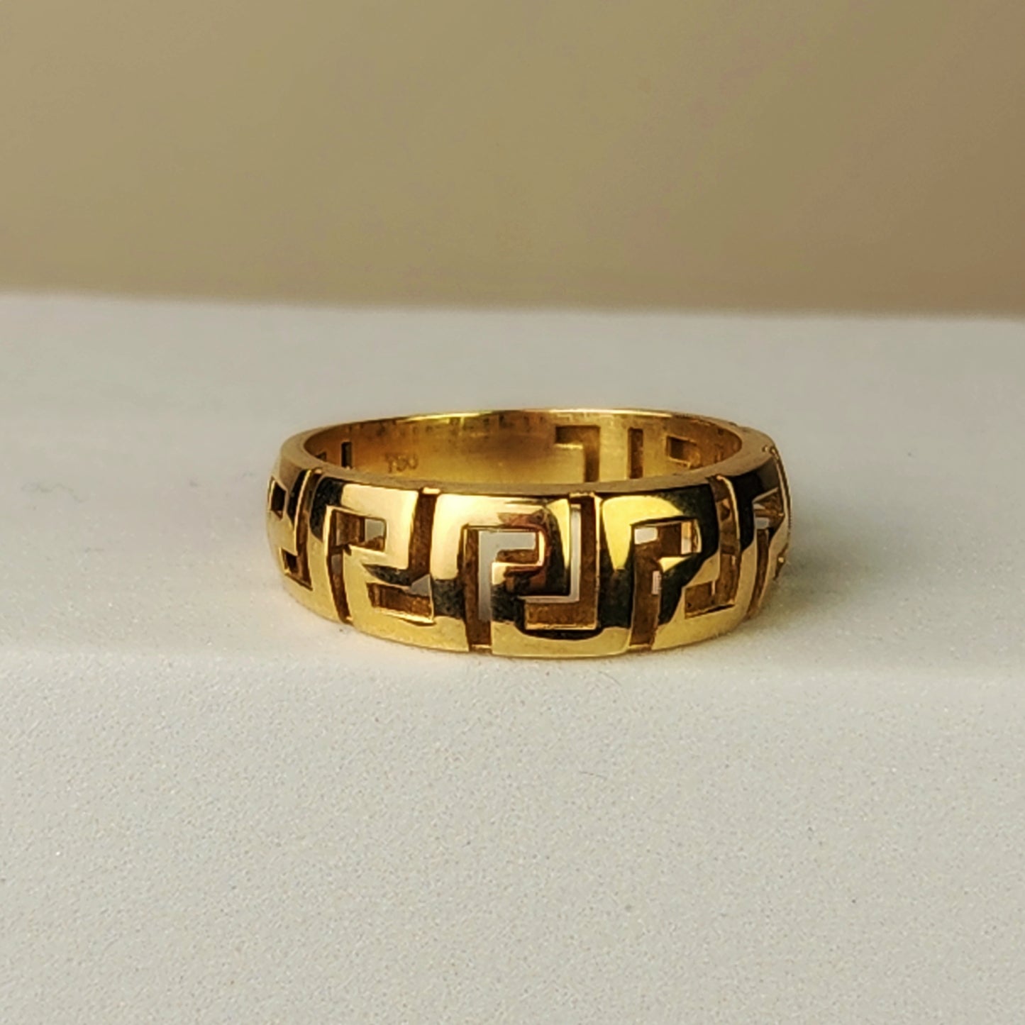 ANILLO VERSECE CALADO